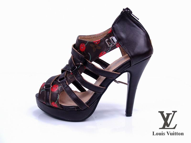 LV sandals132
